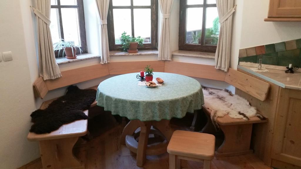 Apartments Pod Macesnovo Streho Solcava Room photo